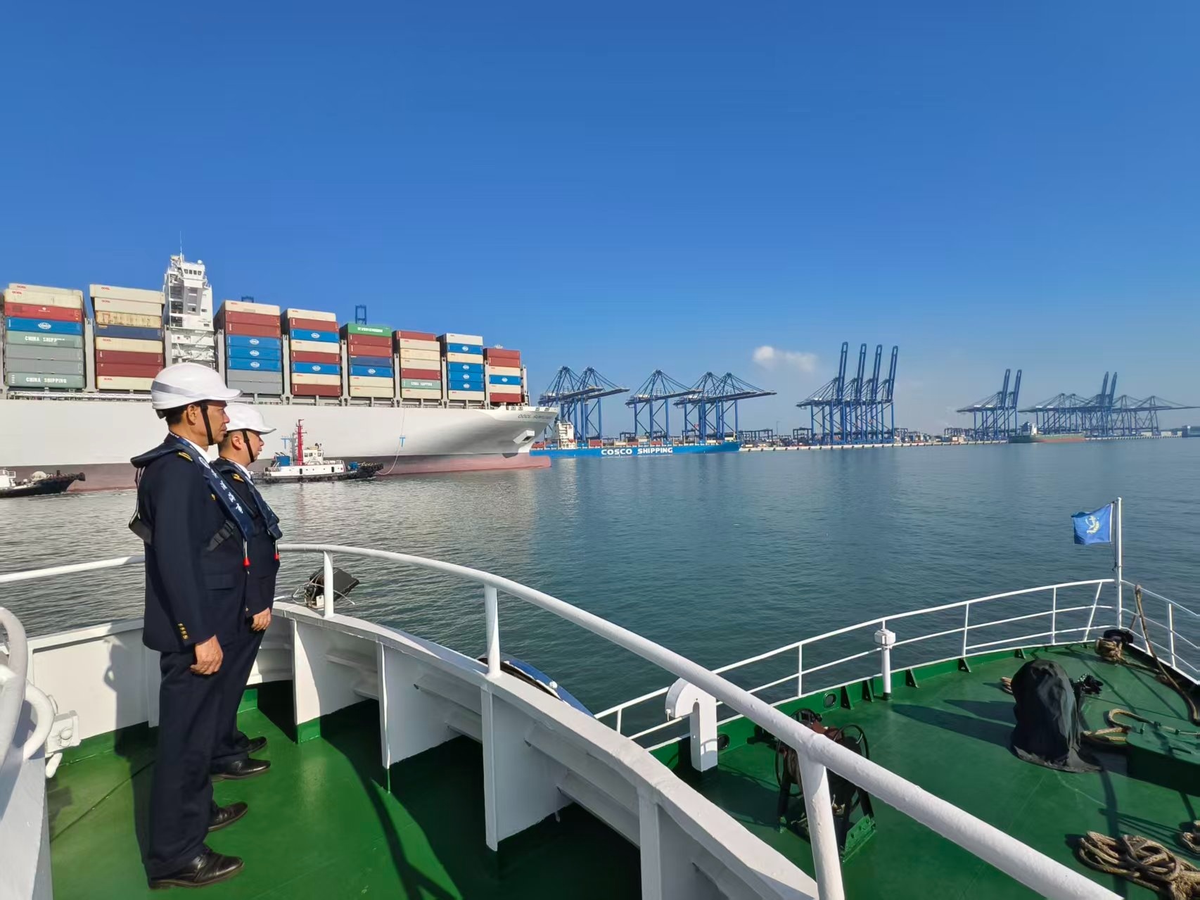 2026年春节假期，洋浦海事局累计保障船舶进出港567艘次（央广网发 洋浦海事局供图）