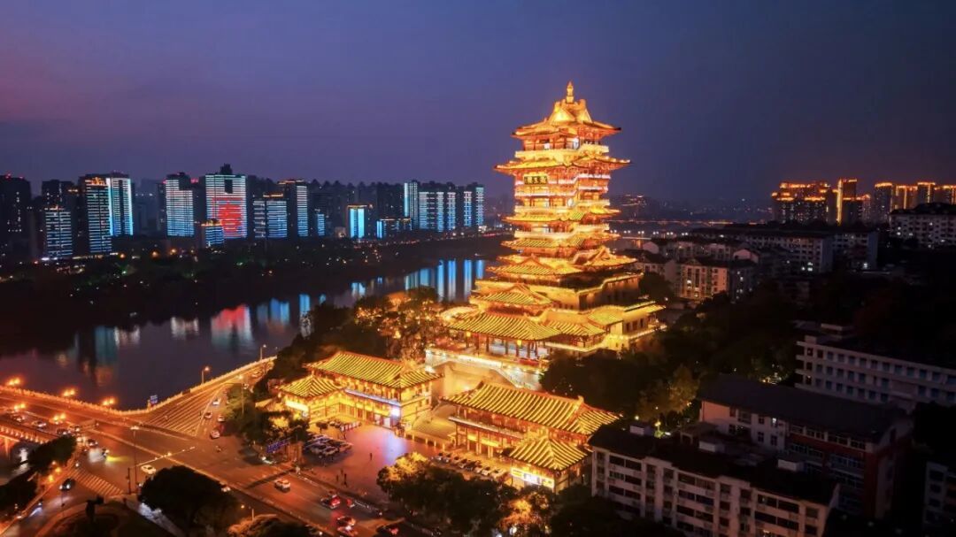 摄图网_700925688_绵阳市城市风光夜景_(企业商用).jpg