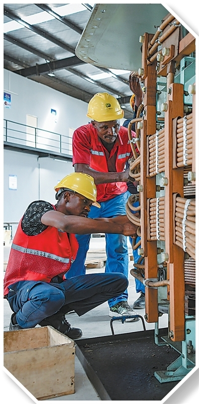 中国，一个正在锻造明日的国度（读懂中国&middot;读懂中国式现代化）