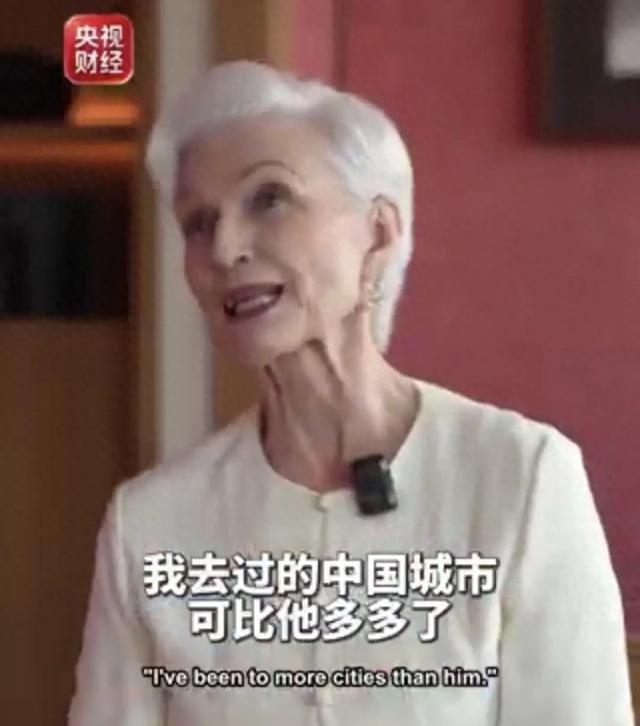 马斯克 76 岁的老妈,在中国把养老玩儿成了特种兵旅游!