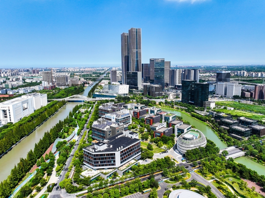 图为从空中俯瞰张江AI小镇。文汇报记者袁婧摄