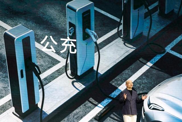 宁德时代1650座换电站背后：新能源车补能战争变天了