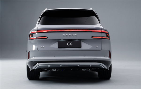 极氪8X，宝马看了也得恍惚