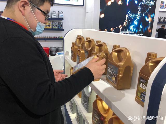 波箱油作用更换周期真假辨别油耗影响驾驶感受与常见误区全解析-有驾