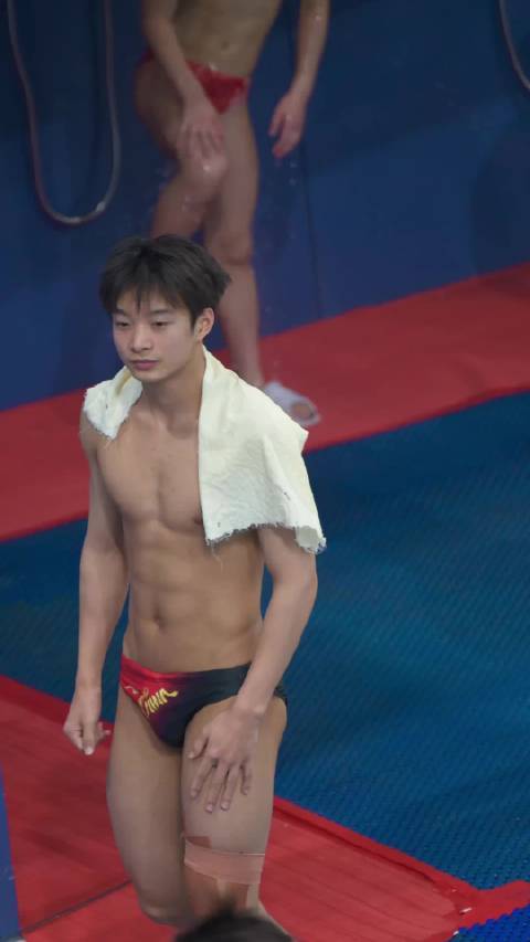 跳水绽放员系列j9九游会