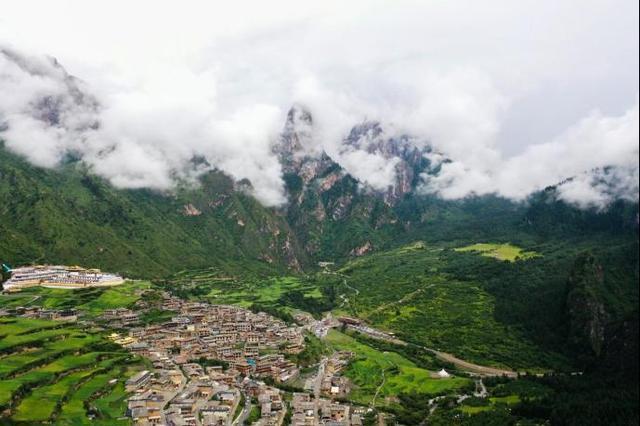 扎尕那景区(资料图)