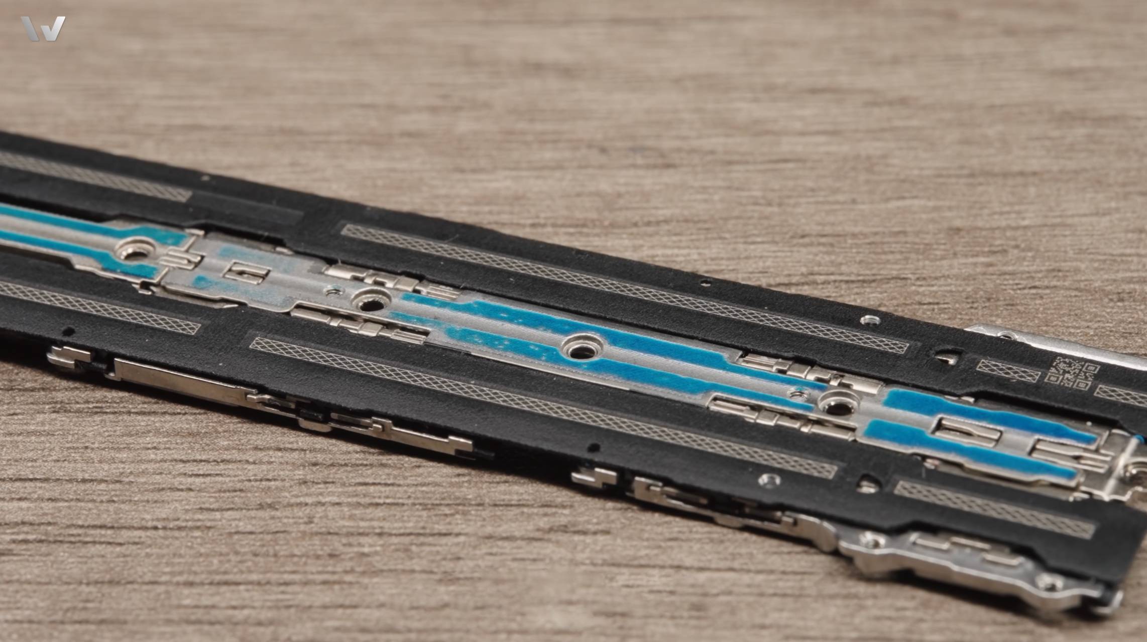 我们都误解了折叠屏|明日后视镜