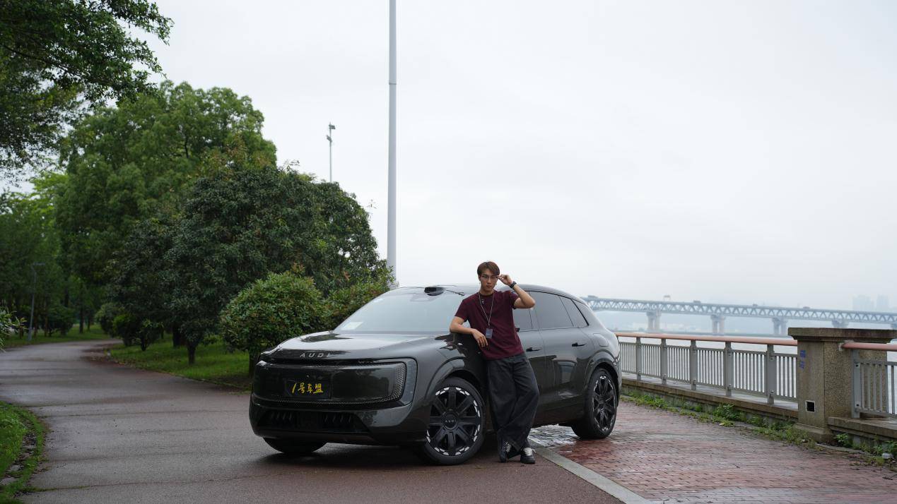 测试官｜试驾奥迪E7X，上汽奥迪首款纯电SUV，纯血德系！