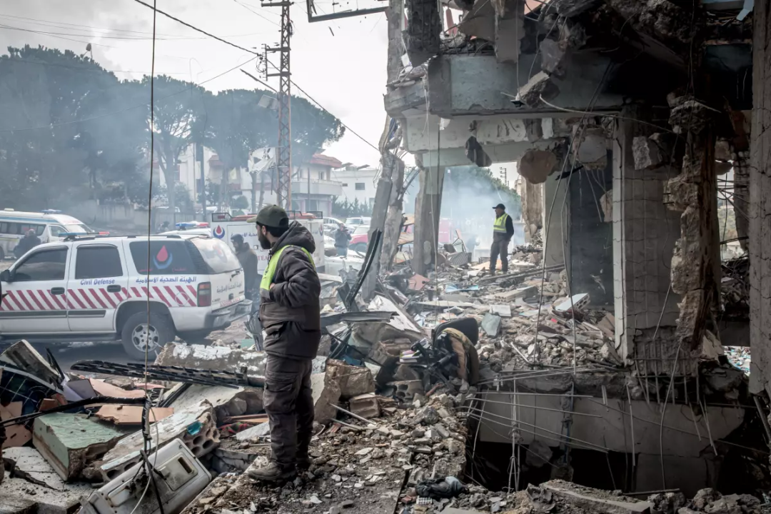 在以色列袭击后,黎巴嫩一家医疗中心的废墟(Sally Hayden I SOPA Images I LightRocket I Getty Images)