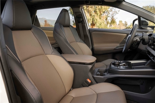 丰田全新电动跨界车bZ Woodland