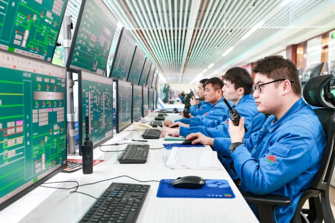 国星生物化学智能管控中心.jpg