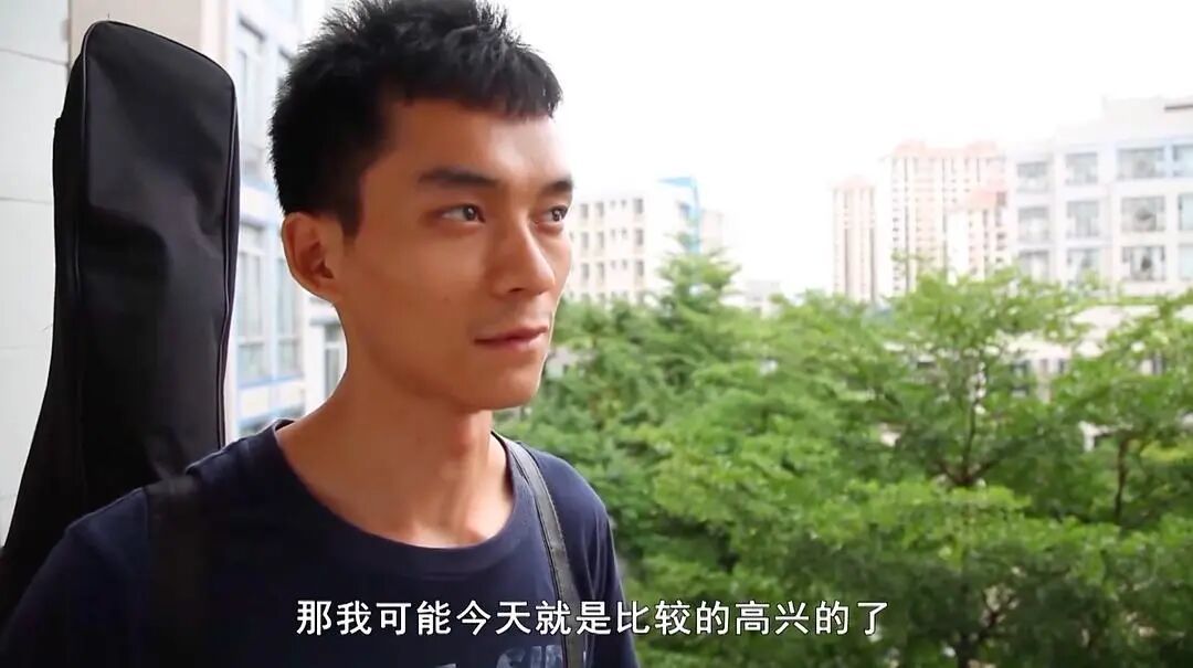 唐尚珺因纪录片《高十》让他的复读故事为人所知 /《高十》剧照