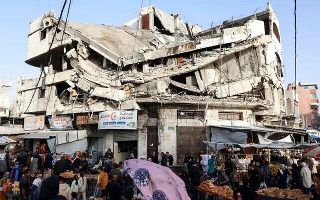 炸毁的建築随处可见