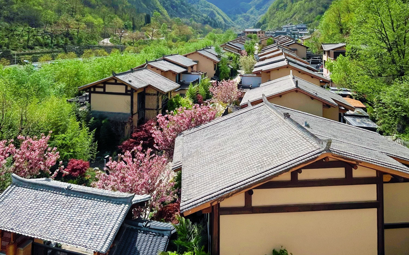 商洛市柞水县终南山寨景区(资料图)。人民网记者 魏鑫摄