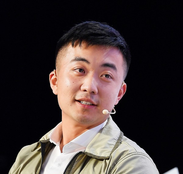 Carl Pei(裴宇)