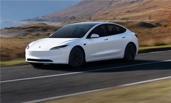 特斯拉在加拿大价钱腰斩！Model 3起售仅19.8万比中国还低
