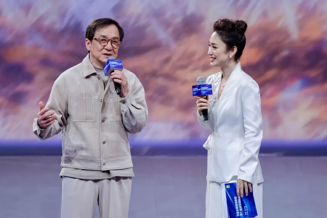 成龙现场分享
