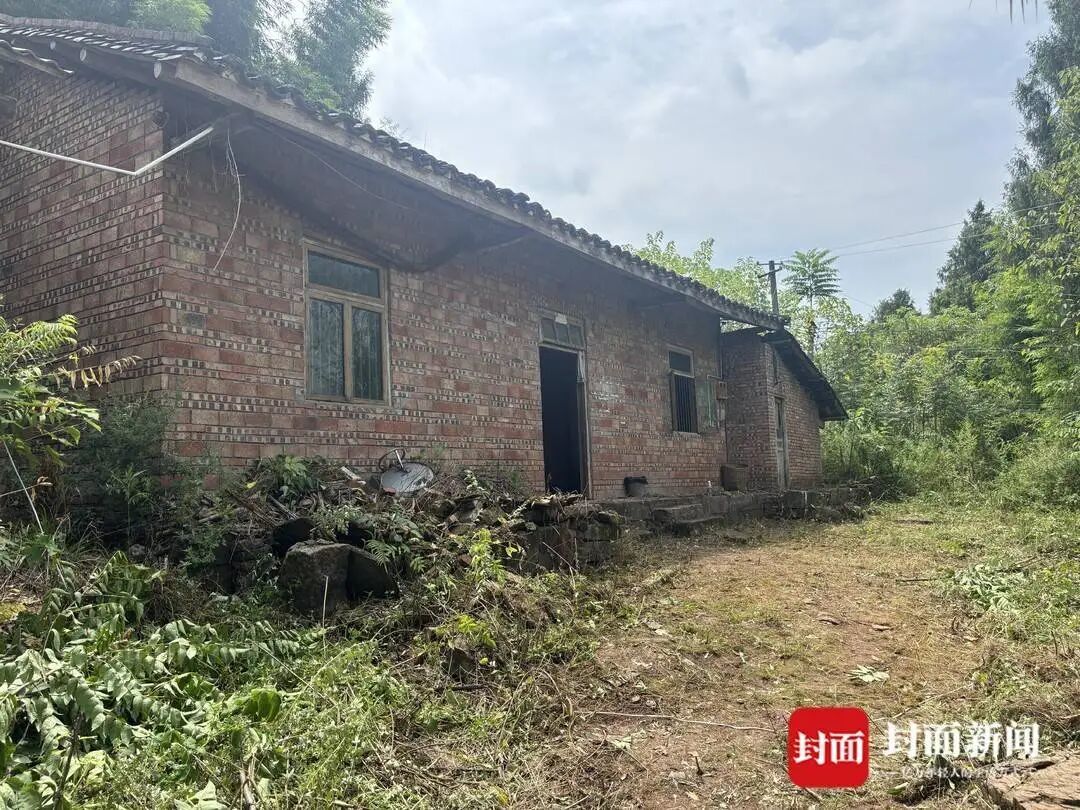 张筝的家，8岁开始，她一个人在这过了两年。杨旭斌 摄