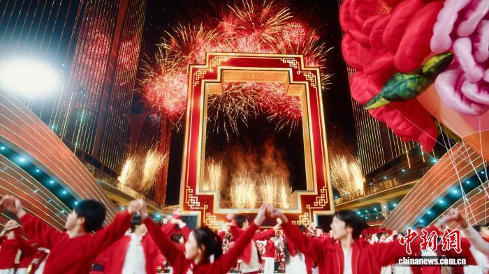 2月16日晚，浙江首个春晚分会场主会场。(义乌市官方供图)