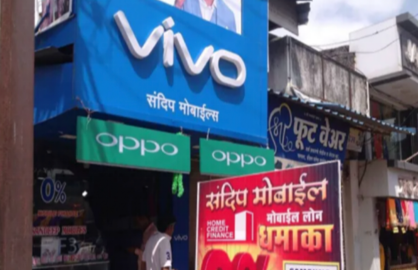 ◆印度街头的OPPO和vivo商店。近年来,中国手机品牌受到印度政府的严查。(图源:Sandip Mobiles/ Just Dial)