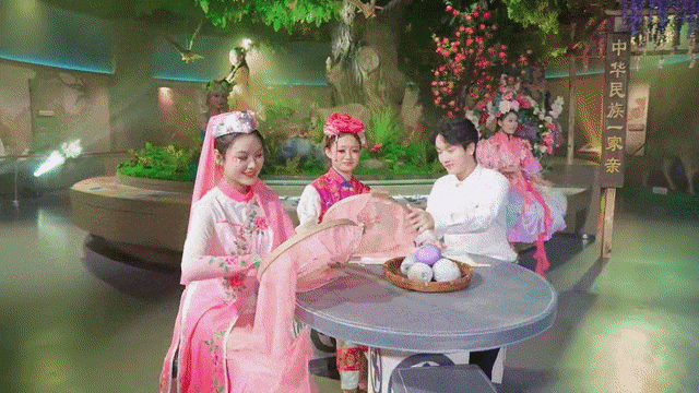 我的文件(28).gif