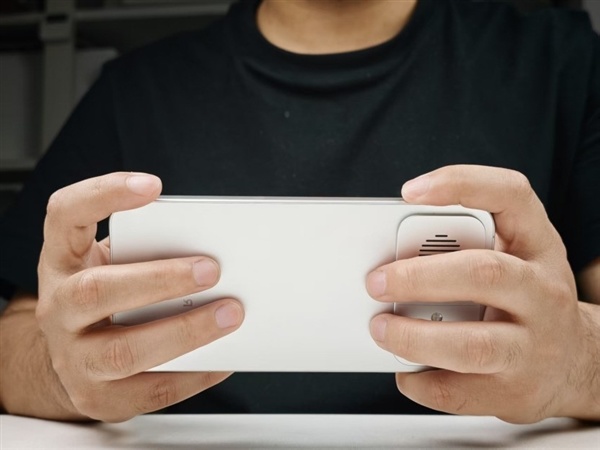 REDMI K90 Max性能实测：有电扇真就无敌了