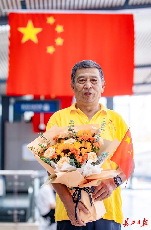武汉长江救援志愿队党支部书记张建民。 记者陈亮 摄