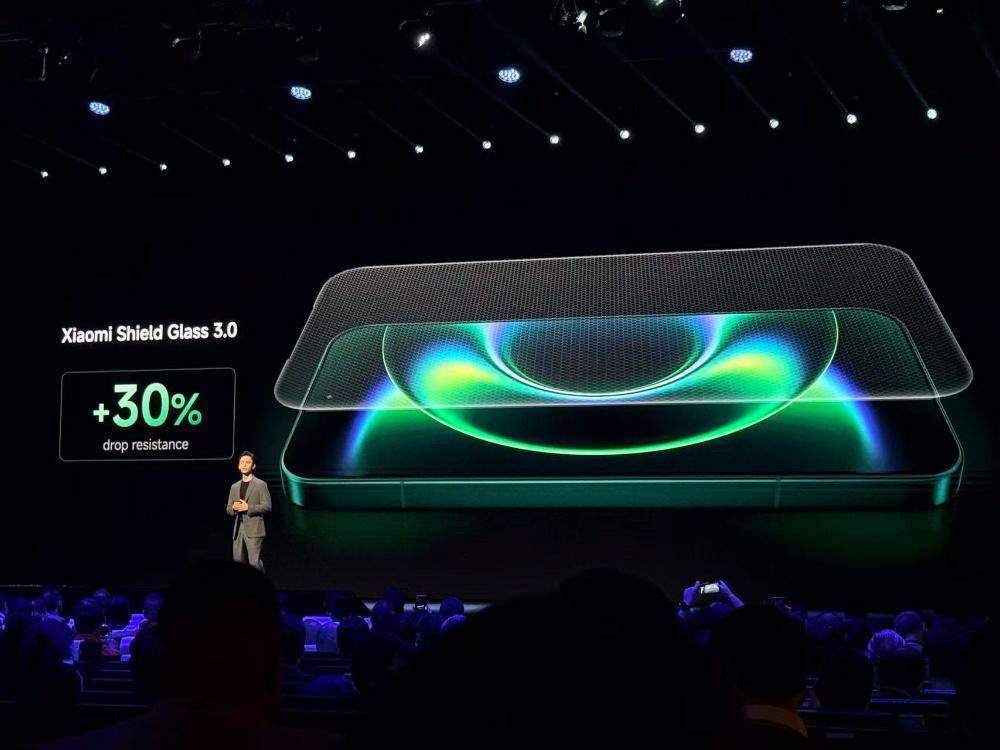 小米巴塞罗那炸场!真徕卡手机1.6万元开卖,VGT超跑等9大新品齐发