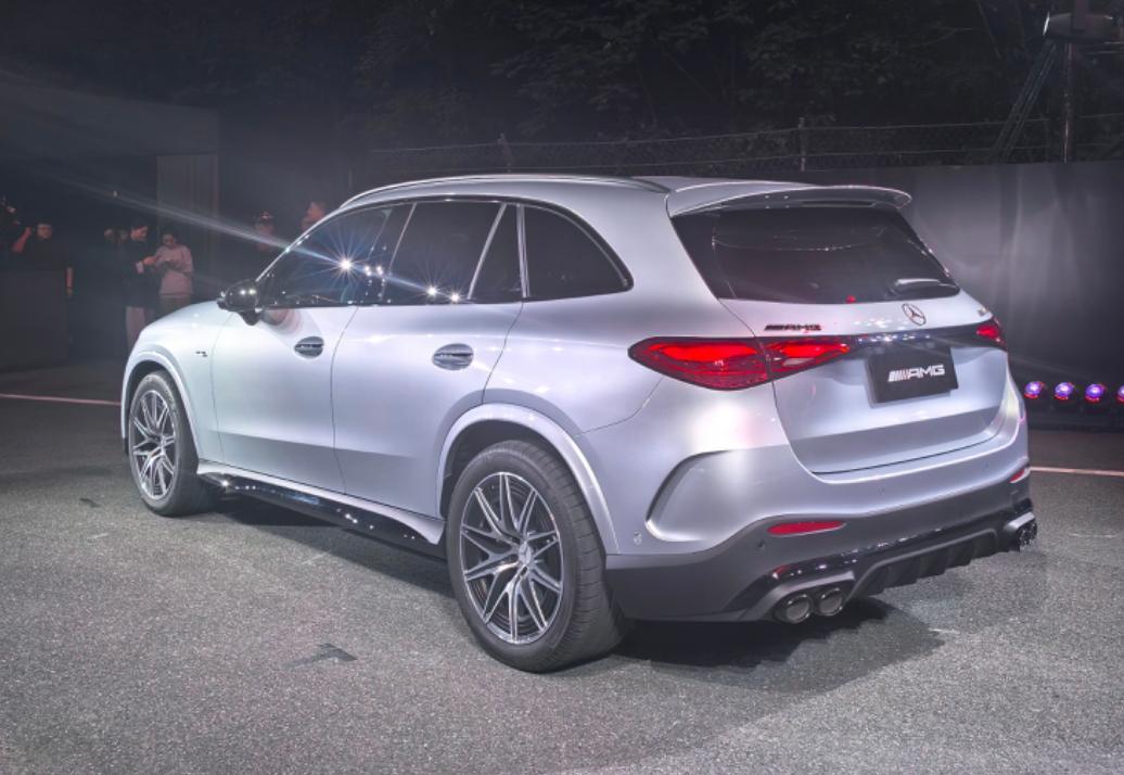 奔驰AMG GLC 53 4MATIC+上市！59.9万买不买？ A