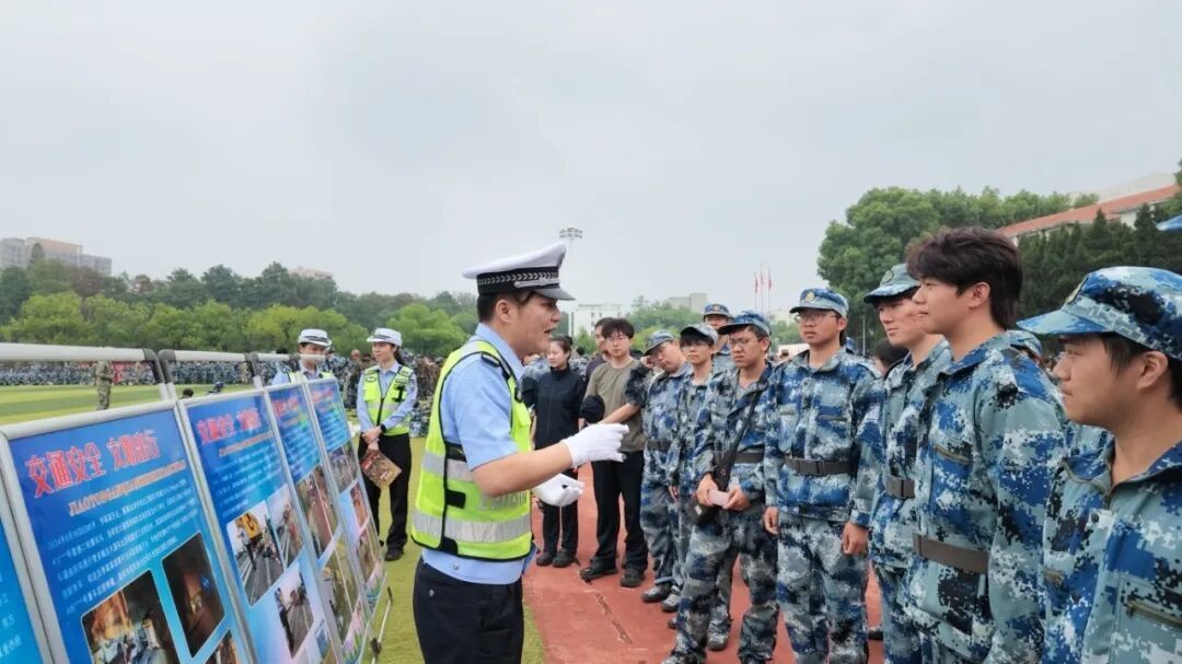 节前进高校宣传 (2).jpg