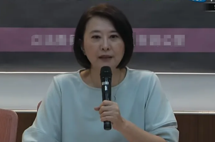 王鸿薇爆料台防务部门无人机系统采购案三次验收不过。图源：台媒