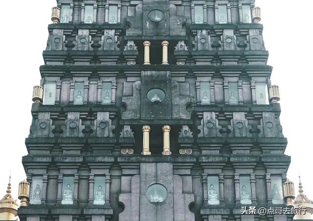 塔身镶嵌1080尊佛像