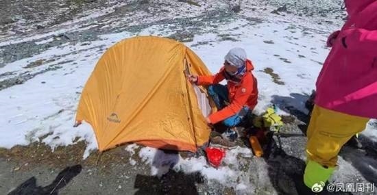 驴友高反拒付费救援身亡 报价2000元嫌太贵