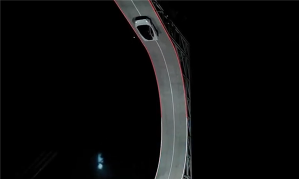 理想硬哥发文评价新款特斯拉Roadster:面目全非了