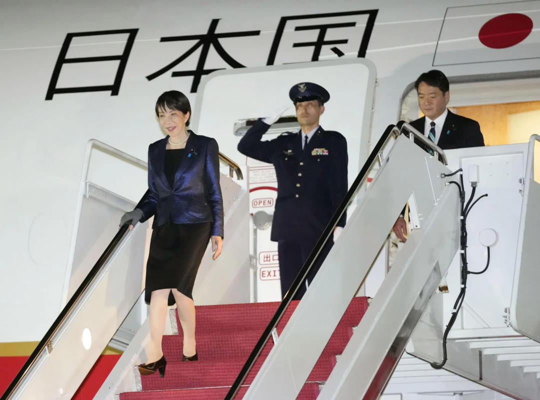 ◆3月18日，高市早苗抵达美国华盛顿，开启对美访问。（图源：共同社）
