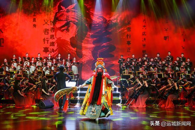 交响颂尽忠义长 记者 茹雅 摄