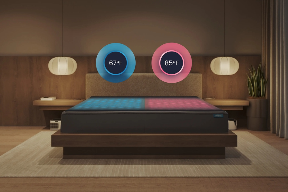 两个互相看不顺眼的男人,同时栽在这张床上