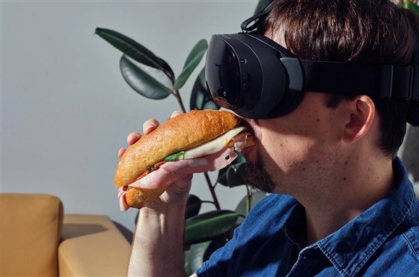 V社自己的Vision Pro
