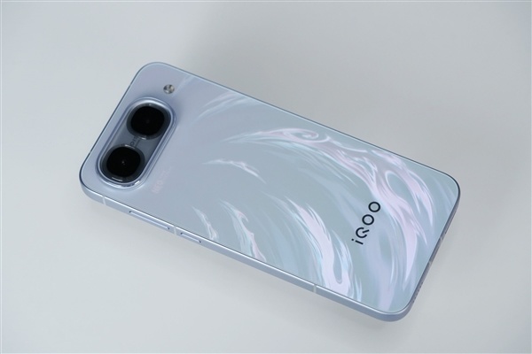 天玑9500M双芯加持！iQOO Neo11至尊版图赏