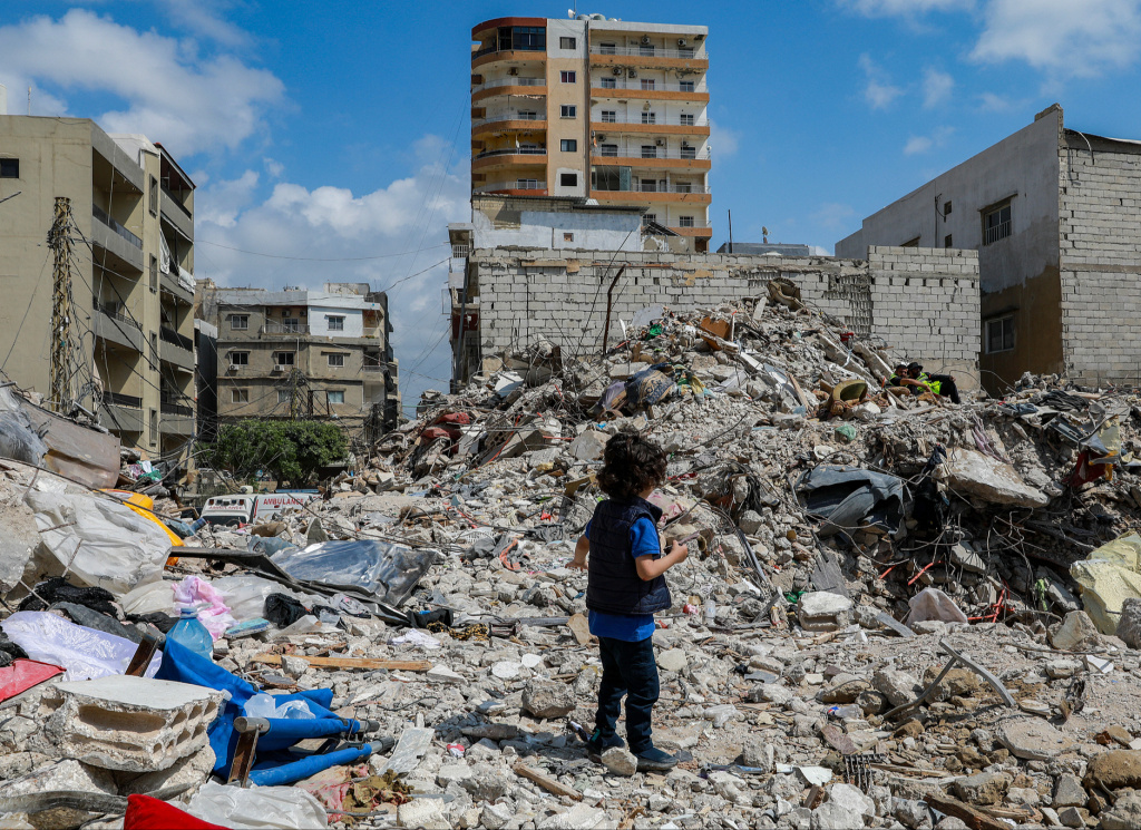 当地时间2026年4月20日，黎巴嫩提尔，以军空袭导致建筑损毁。视觉中国 图