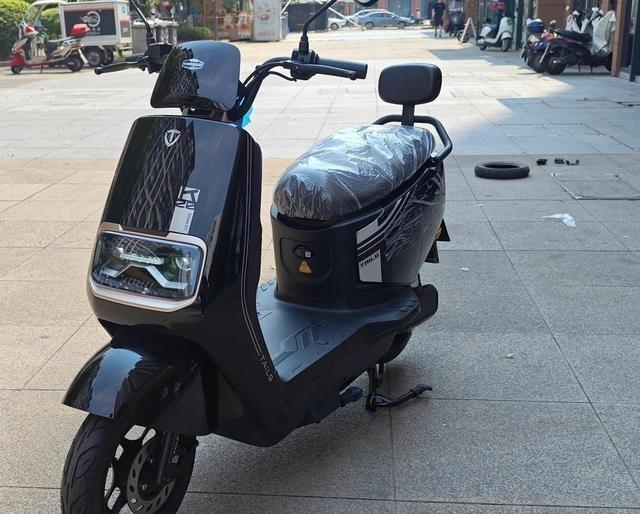 休止杂牌车!三款塌实耐造电动车,售价两千到三千,鄙俚骑用五到八年-有驾