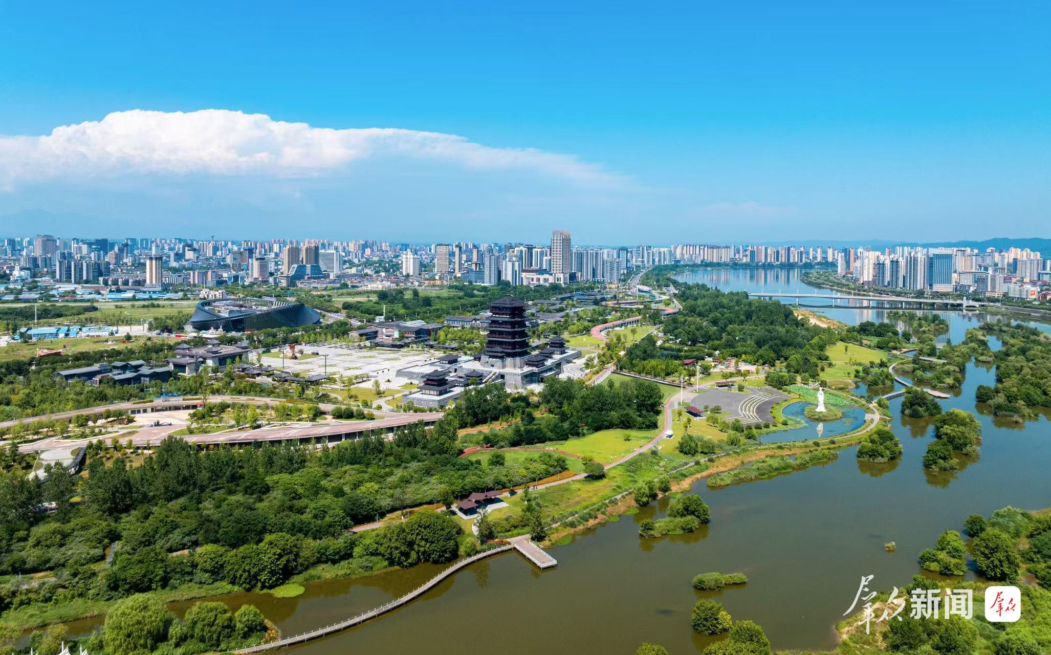 汉中市天汉湿地公园。