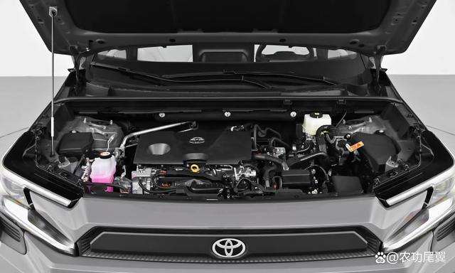 试驾一汽丰田RAV4荣放：2.0L电混双擎，经济耐用操控轻松-有驾