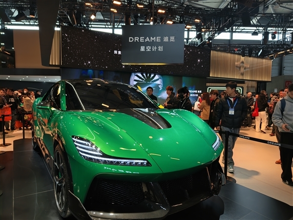 零百加速1.8秒！追觅首款汽车亮相 手握60万+买它还是小米SU7 Ultra