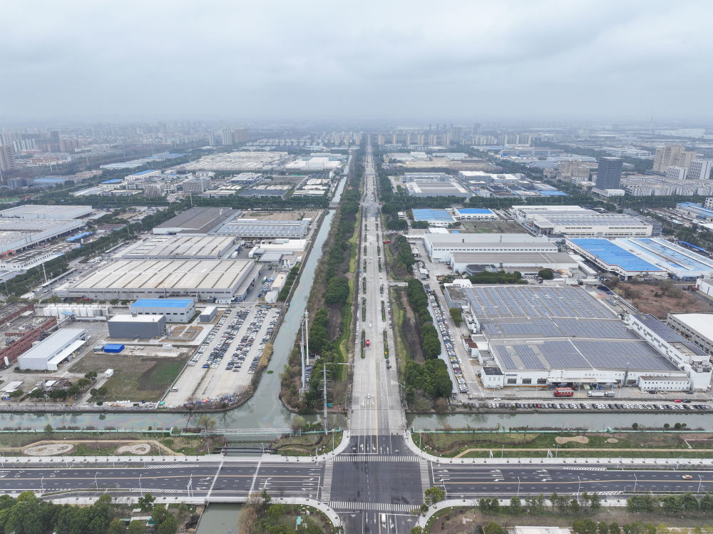 2026𻂊&#2637625日在江苏太仓拍摄的德企聚集区（无人机照片）。新华社记者 季春鹏 摄