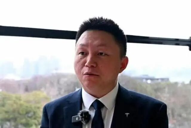 特斯拉前王牌厂长宋钢,原上海超级工厂生产制造副总裁,主导工厂从零到一建设与产能爬坡,离职后转战小米汽车任厂长-有驾