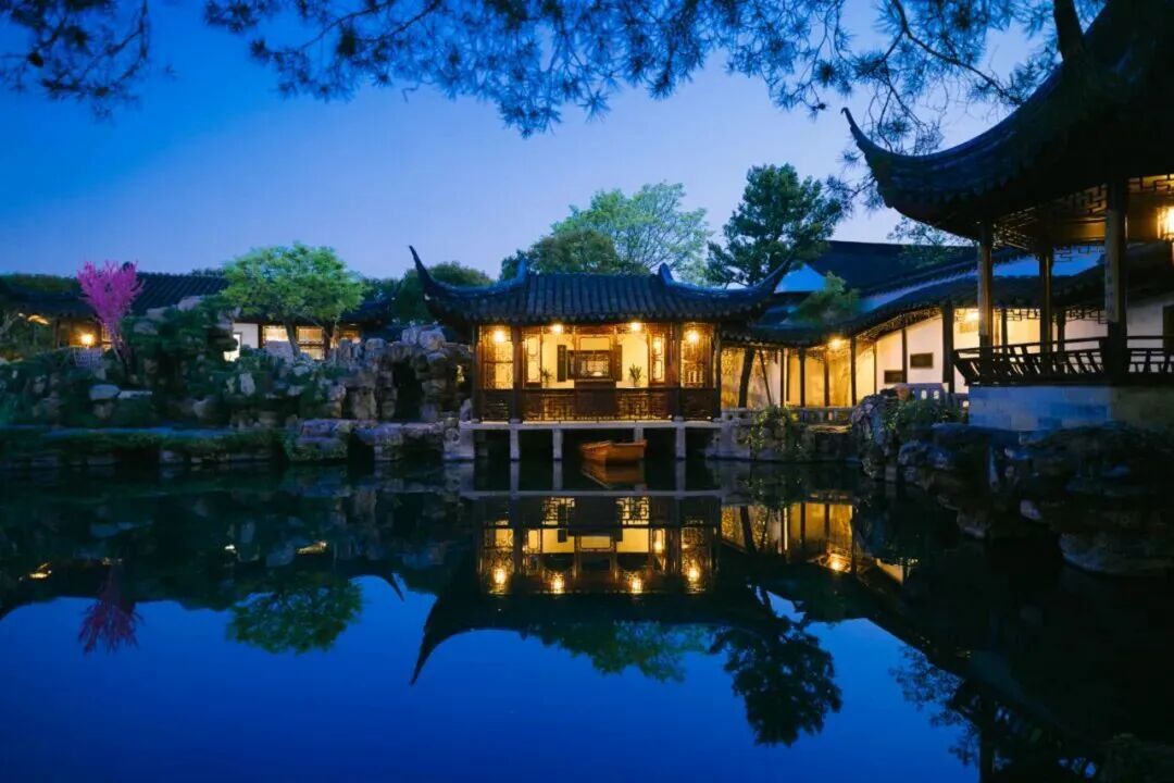 来源：苏州园林官微 网师园&middot;夜花园（3）.jpg