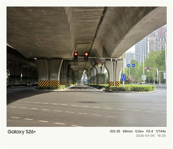 第五代骁龙8至尊版加持！三星Galaxy S26+手机体验评测：浮薄与性能兼得