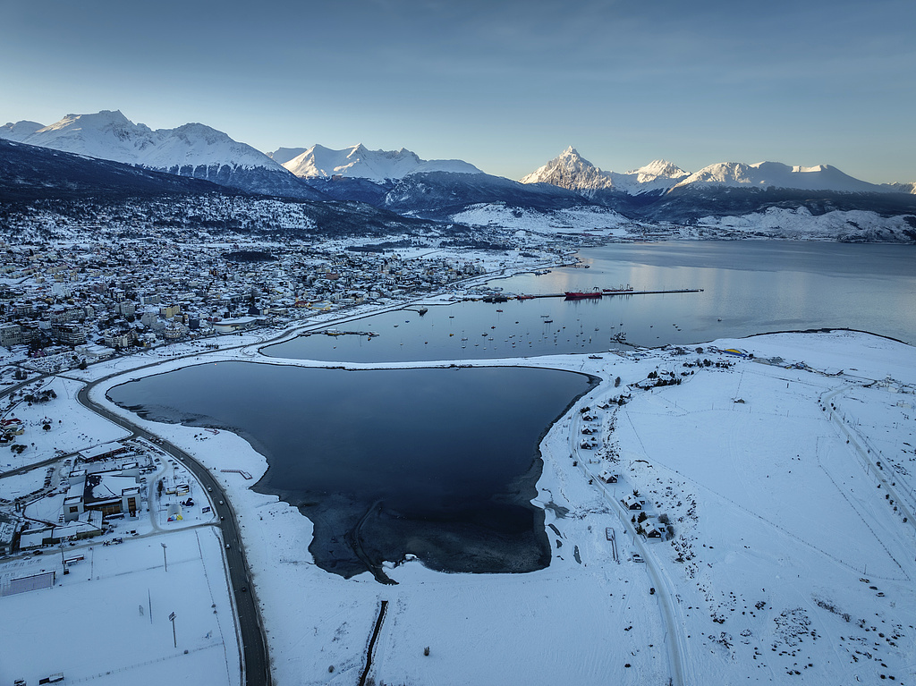 资料图:2025年6月28日,阿根廷乌斯怀亚市。(视觉中国)