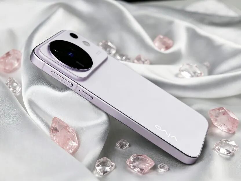 vivo X500深度体验：标准版的名，Pro之心